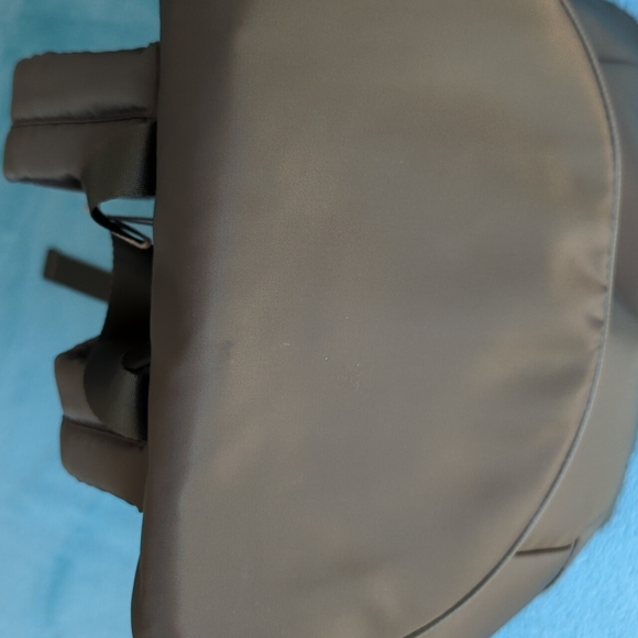 Backpack - Picture 8 of 8